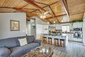 < 1/2 Mi to Marina: Missouri Lake Getaway