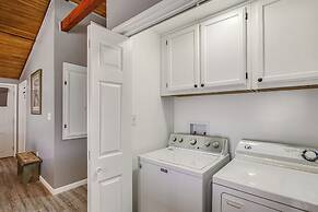 < 1/2 Mi to Marina: Missouri Lake Getaway