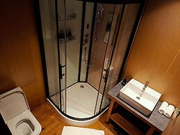 The Himalayan Tyangboche