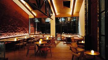 The Himalayan Tyangboche