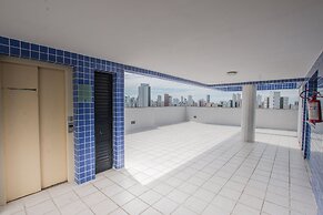 Flat com varanda em Boa Viagem PIP201