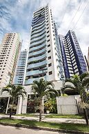 Flat com varanda em Boa Viagem PIP201