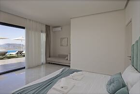 Elira Luxury Villa - With Private Pool