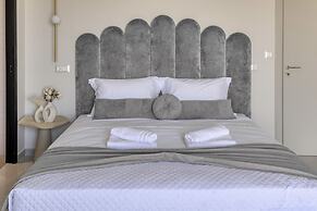 Elira Luxury Villa - With Private Pool