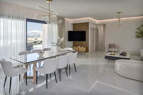 Elira Luxury Villa - With Private Pool