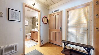 Villa De Los Pinos #09 3 Bedroom Condo