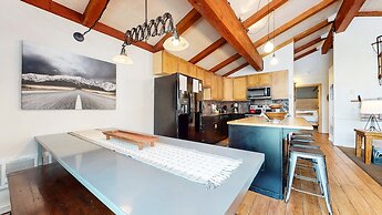 Villa De Los Pinos #09 3 Bedroom Condo