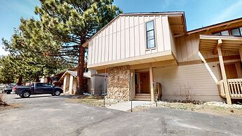 Villa De Los Pinos #09 3 Bedroom Condo