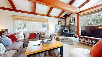 Villa De Los Pinos #09 3 Bedroom Condo