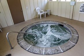 Villa De Los Pinos #09 3 Bedroom Condo