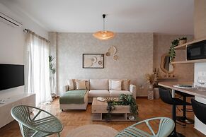 LIV - Seaside Getaway in Glyfada