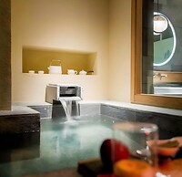 Mount Emei Zhizhu Resort Hotel