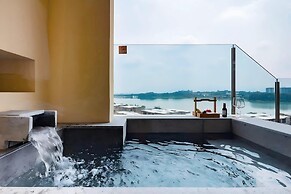 Mount Emei Zhizhu Resort Hotel