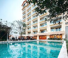 Mount Emei Zhizhu Resort Hotel