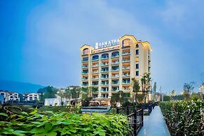 Mount Emei Zhizhu Resort Hotel