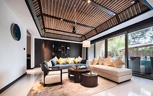 Mount Emei Zhizhu Resort Hotel