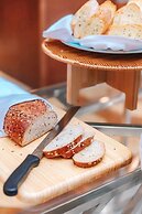 Mount Emei Zhizhu Resort Hotel