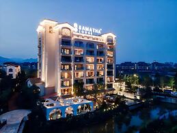 Mount Emei Zhizhu Resort Hotel