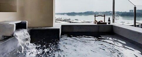 Mount Emei Zhizhu Resort Hotel