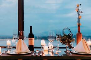 Mount Emei Zhizhu Resort Hotel