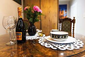 Luxury Royal Apartment