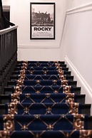 Thena Hotel - Chic and Cozy Studio