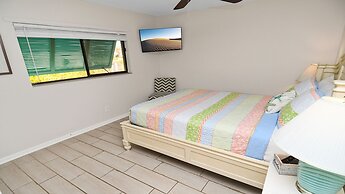 Amazing - 4 Bed Billiard Table Luxury Canal Pool