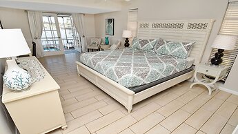 Amazing - 4 Bed Billiard Table Luxury Canal Pool