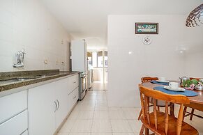 Cf05 Prédio beira mar Apto 3 quartos