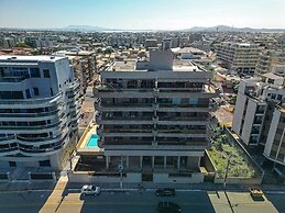 Cf05 Prédio beira mar Apto 3 quartos