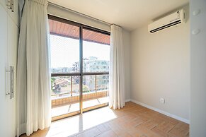 Cf05 Prédio beira mar Apto 3 quartos