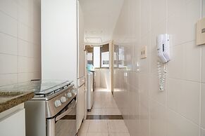 Cf05 Prédio beira mar Apto 3 quartos