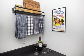 Thena Hotel - Oversized 1 Bedroom