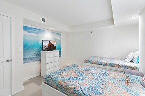 Bahia Mar-Solare Beachfront & Two Pools