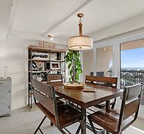 Bahia Mar-Solare Beachfront & Two Pools