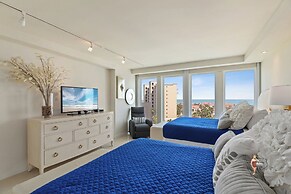 Bahia Mar-Solare Beachfront & Two Pools