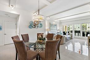 Bahia Mar-Solare Beachfront & Two Pools