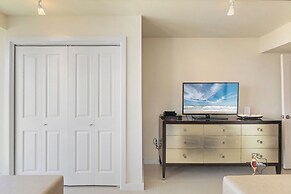 Bahia Mar-Solare Beachfront & Two Pools