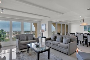 Bahia Mar-Solare Beachfront & Two Pools