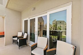 Bahia Mar-Solare Beachfront & Two Pools