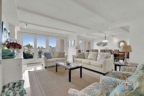 Bahia Mar-Solare Beachfront & Two Pools