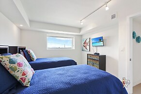 Bahia Mar-Solare Beachfront & Two Pools