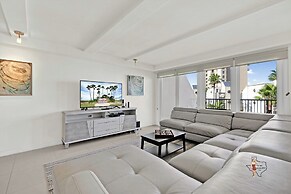 Bahia Mar-Solare Beachfront & Two Pools