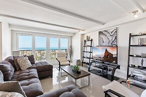 Bahia Mar-Solare Beachfront & Two Pools