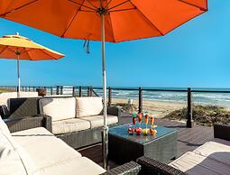 Bahia Mar-Solare Beachfront & Two Pools