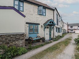 1 The Mews