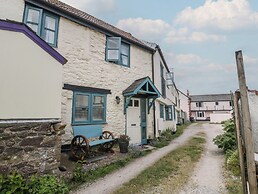 1 The Mews