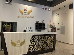 Hotel Maktub