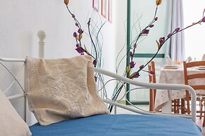 Residence Maria Antonia - Grazia Deledda