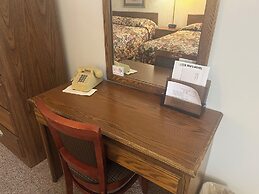 Aurora Inn